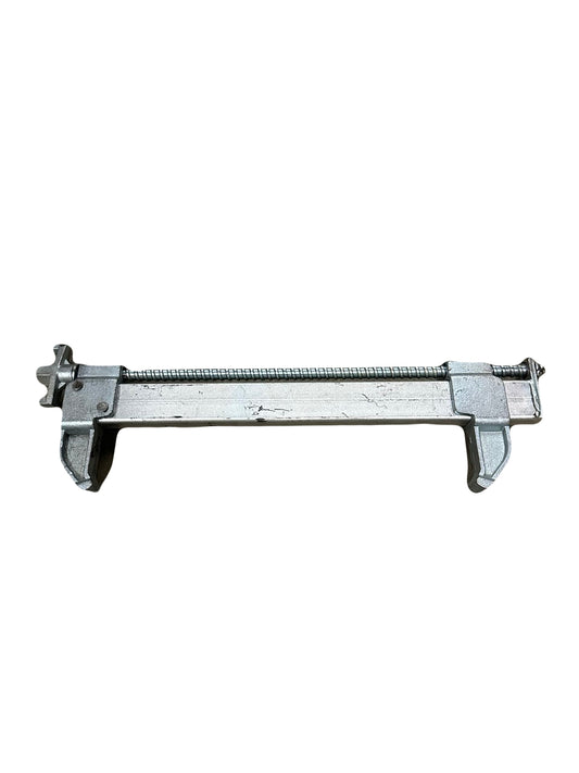 Adjustable steel clamp FT311